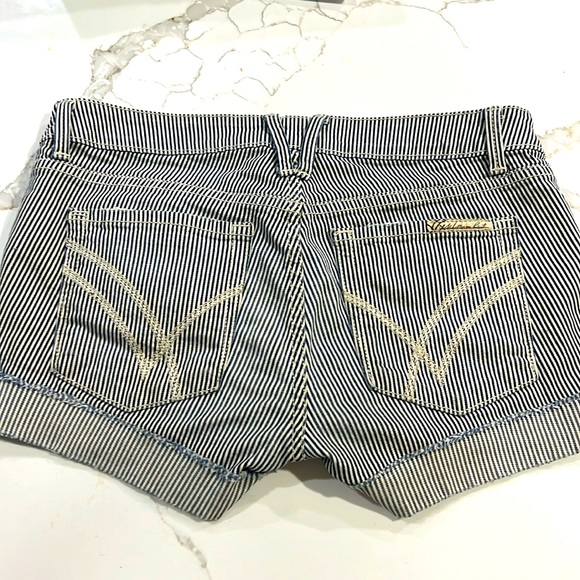 William Rast Scarlet shorts with stripes size 28 - Picture 2 of 2